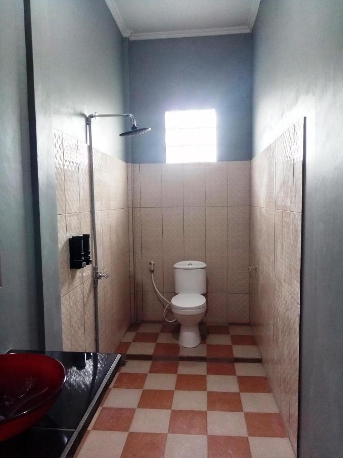Kurnia Homestay Ternate Ngoại thất bức ảnh