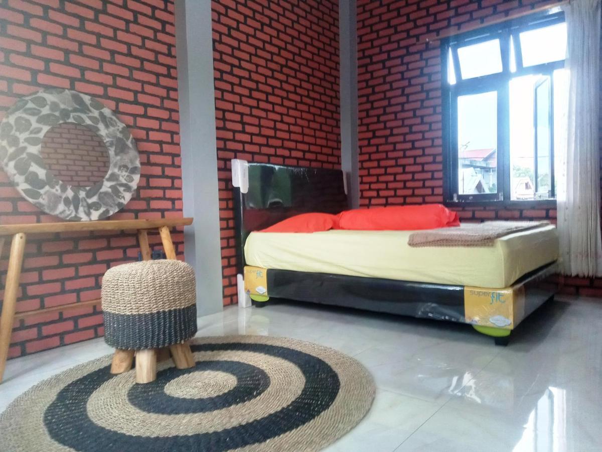 Kurnia Homestay Ternate Ngoại thất bức ảnh