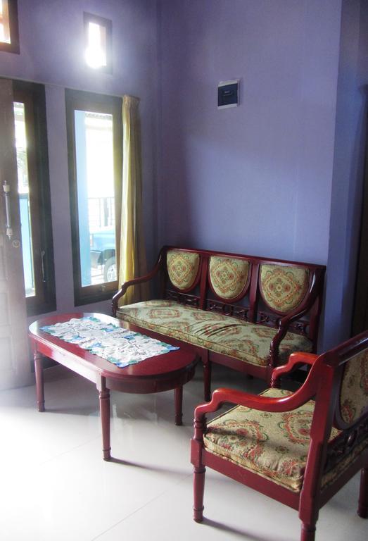 Kurnia Homestay Ternate Ngoại thất bức ảnh