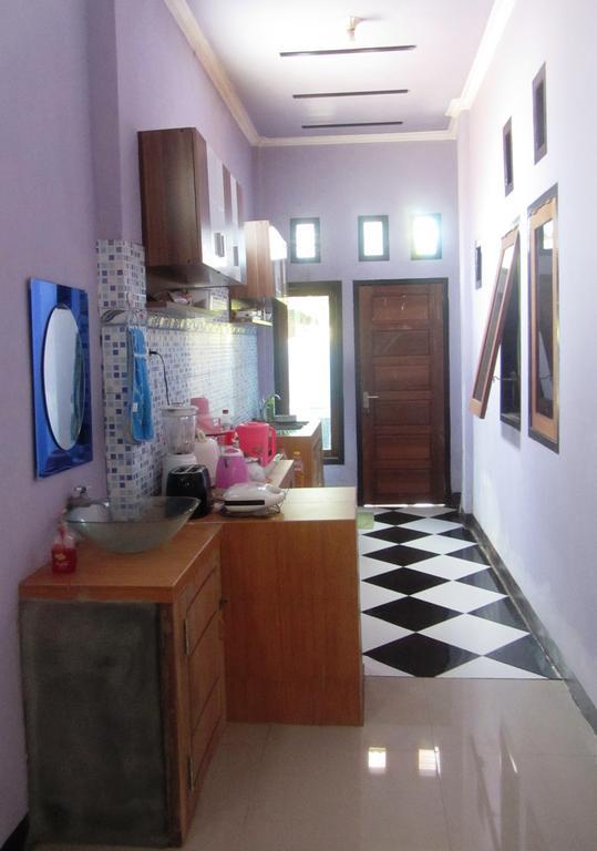Kurnia Homestay Ternate Ngoại thất bức ảnh