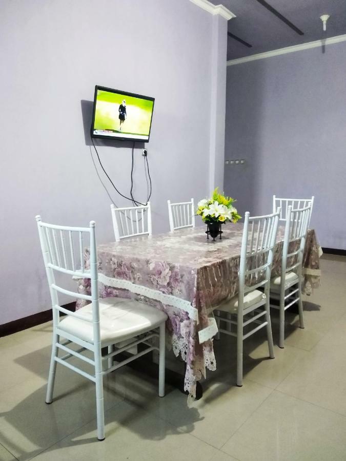 Kurnia Homestay Ternate Ngoại thất bức ảnh